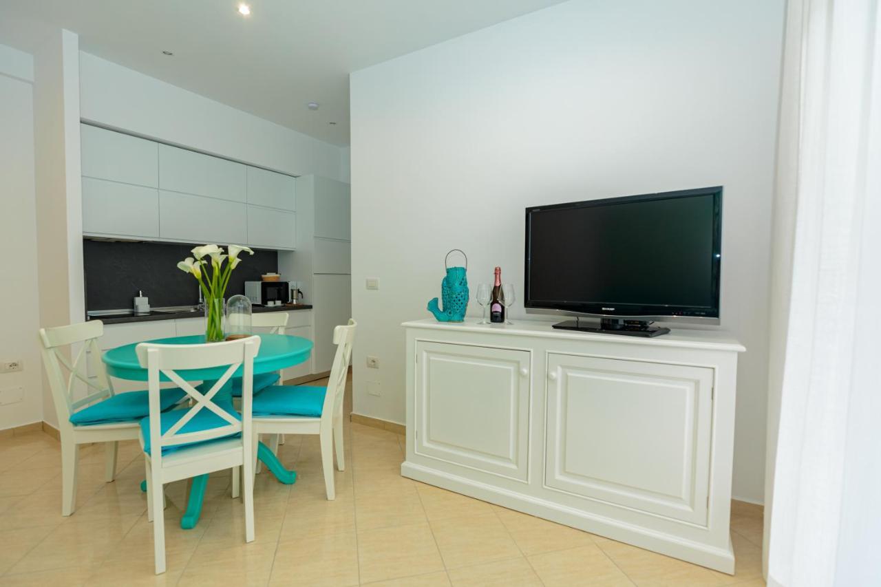 אוריקום Holiday House Solemare מראה חיצוני תמונה