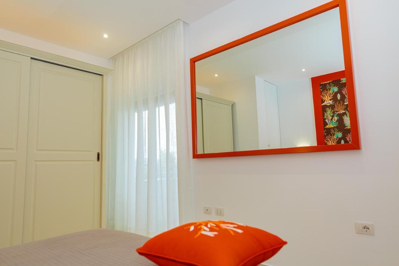 אוריקום Holiday House Solemare מראה חיצוני תמונה